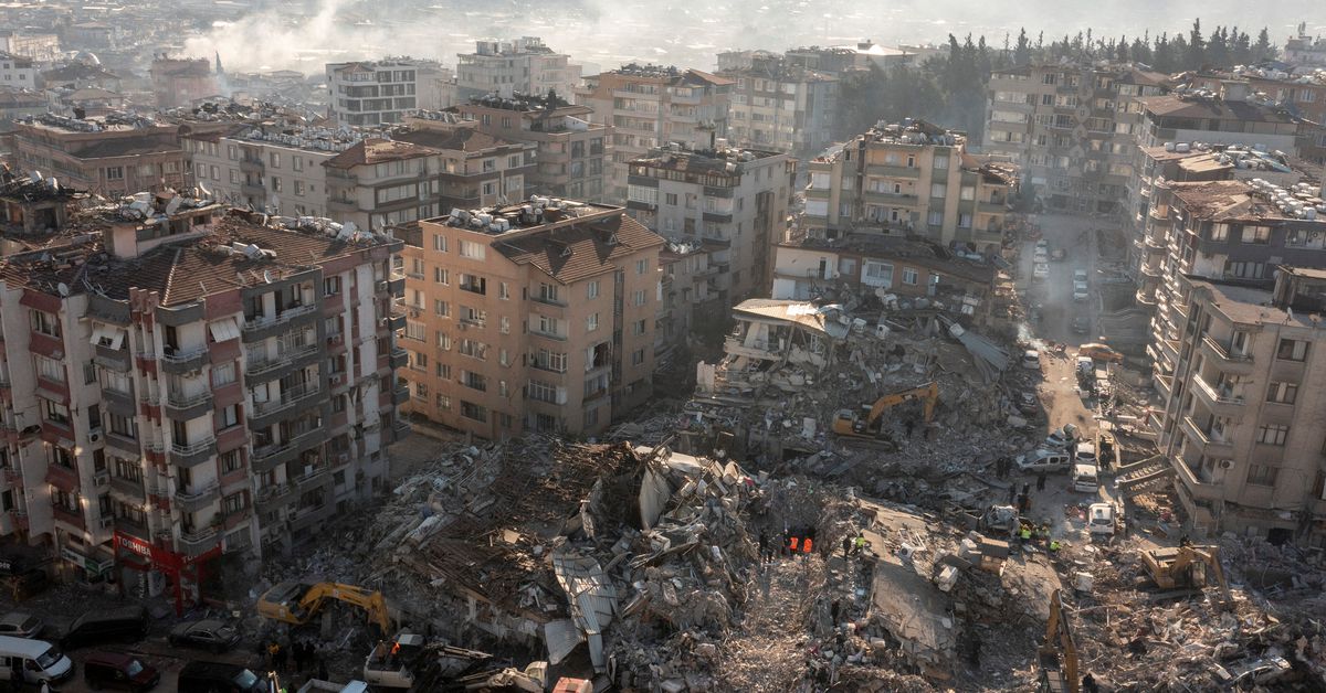 Análisis: La reconstrucción apresurada podría dejar a Turquía en riesgo de otro desastre sísmico