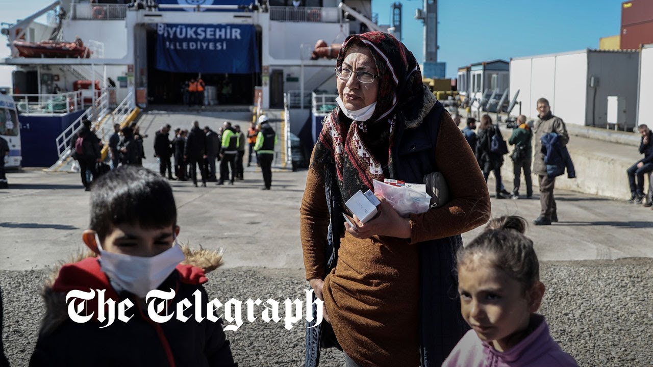 El ferry se convirtió en un hospital de campaña para ayudar a las víctimas del terremoto de Turquía