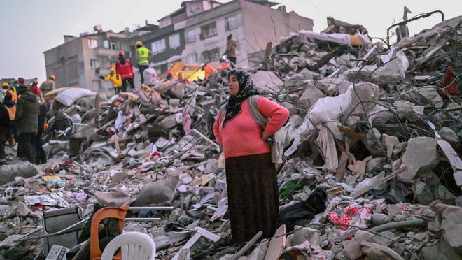 Fotos de perros de rescate mal conectadas con el terremoto de Turquía