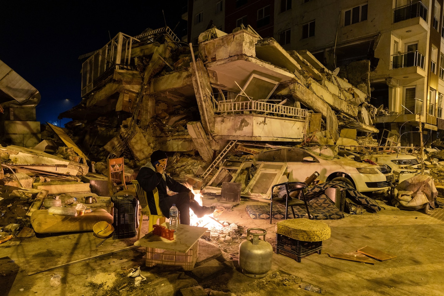 Los residentes de Antakya enojados por la respuesta lenta a los terremotos de Turquía