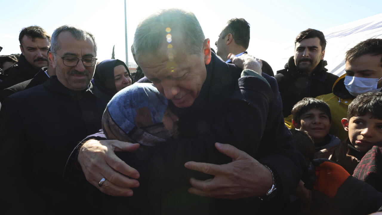 ¿La calamidad de Turquía sacudirá el gobierno de Erdogan?